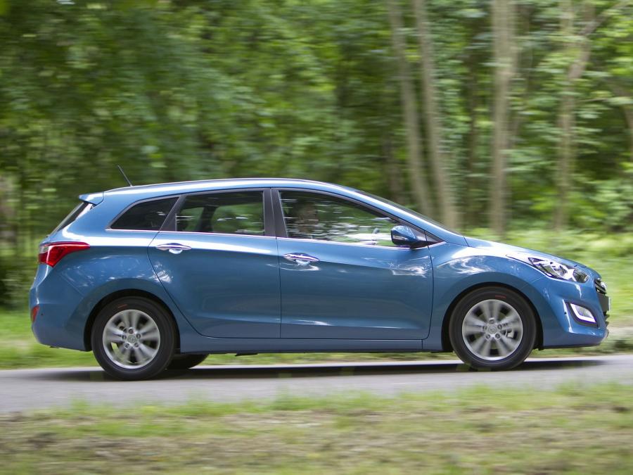  Hyundai i30 Wagon 2012 года  (UK) (фото 65 из 70)